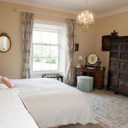 Bed and Breakfast Lough Bawn House Collinstown  Exterior foto