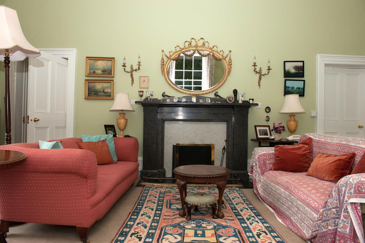 Bed and Breakfast Lough Bawn House Collinstown  Exterior foto